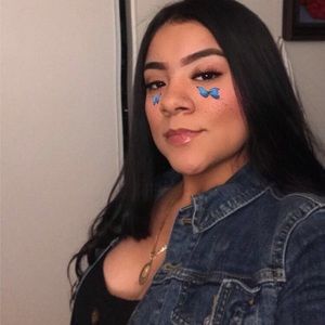 Meet your Posher, Janet